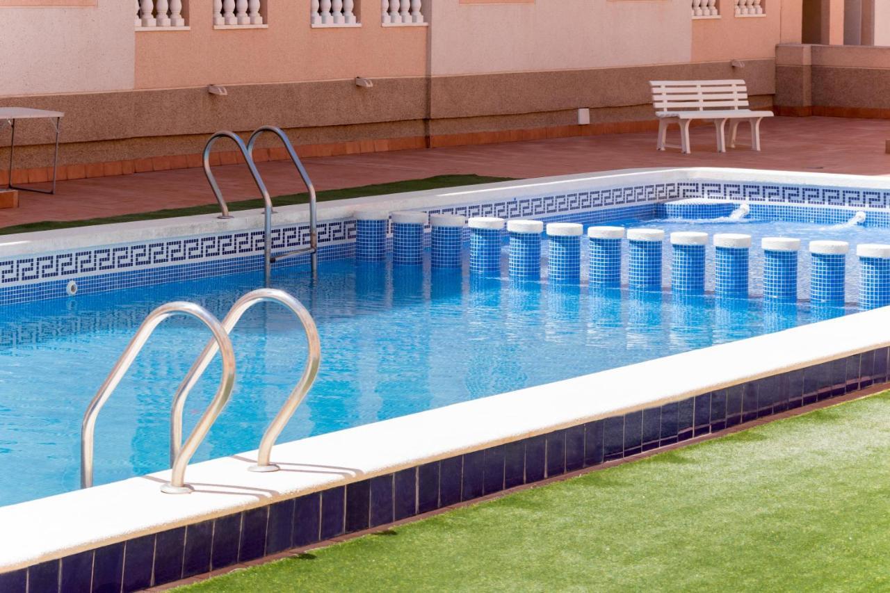 Apartamento Apartamento Asta Torrevieja Exterior foto