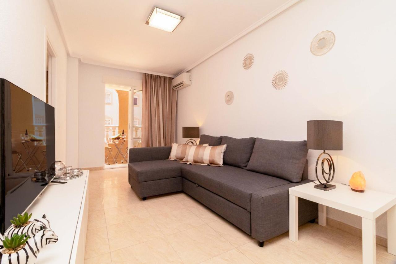 Apartamento Apartamento Asta Torrevieja Exterior foto
